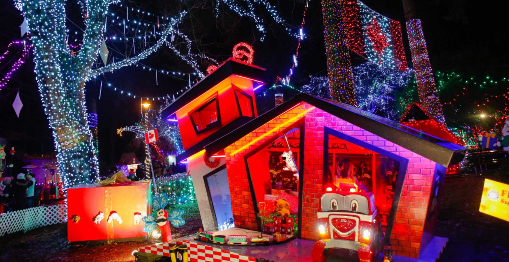 Bright Nights Train 2025 in Vancouver - Vancouver Christmas