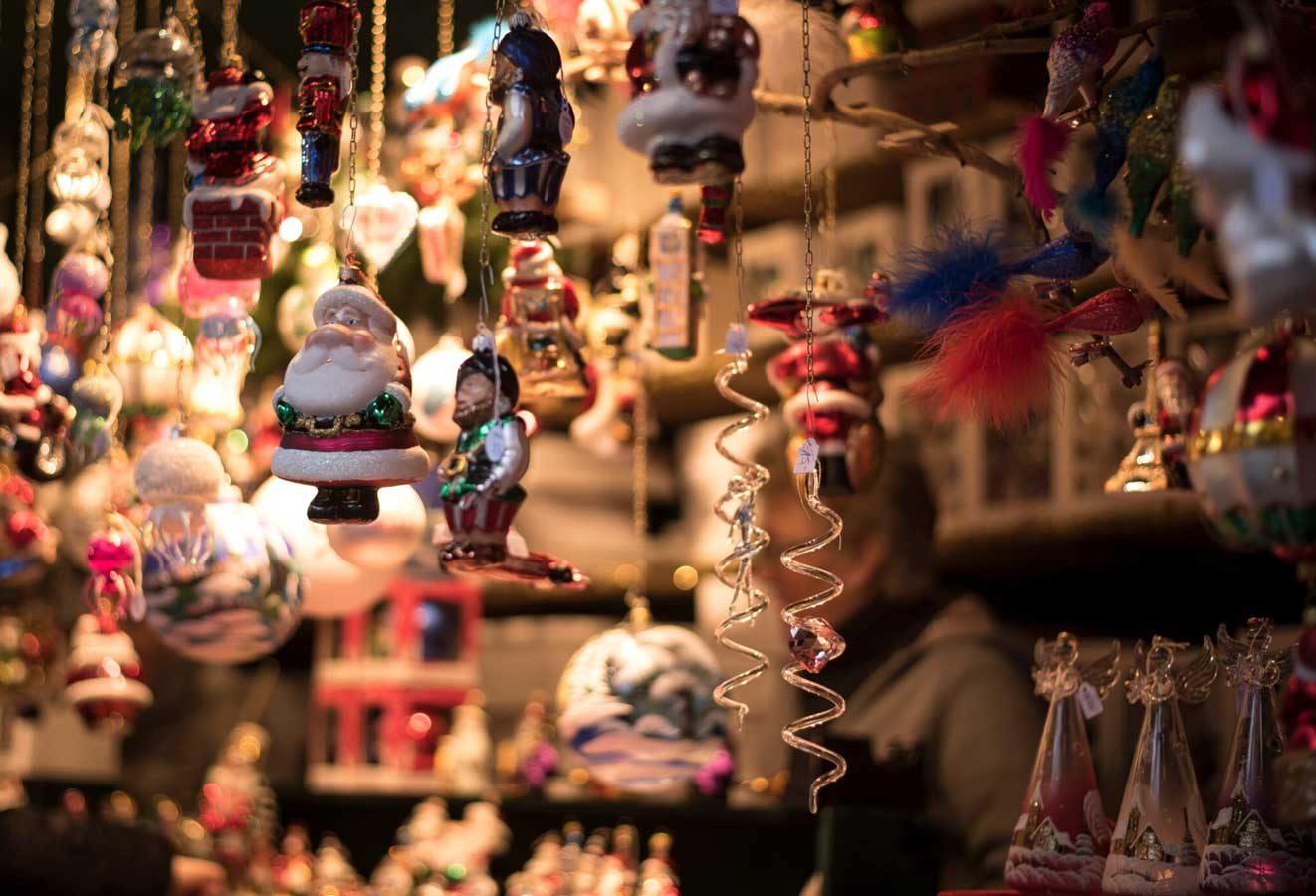 Shipyards Christmas Market 2025 in North Vancouver - Vancouver Christmas Events Guide