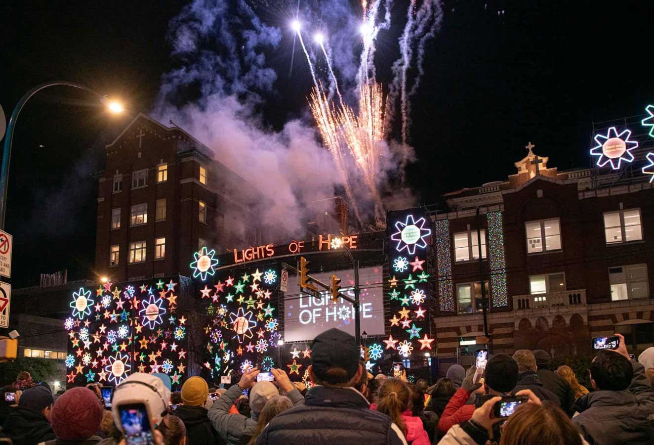 St. Paul’s Lights of Hope 2025 in Vancouver - Vancouver Christmas