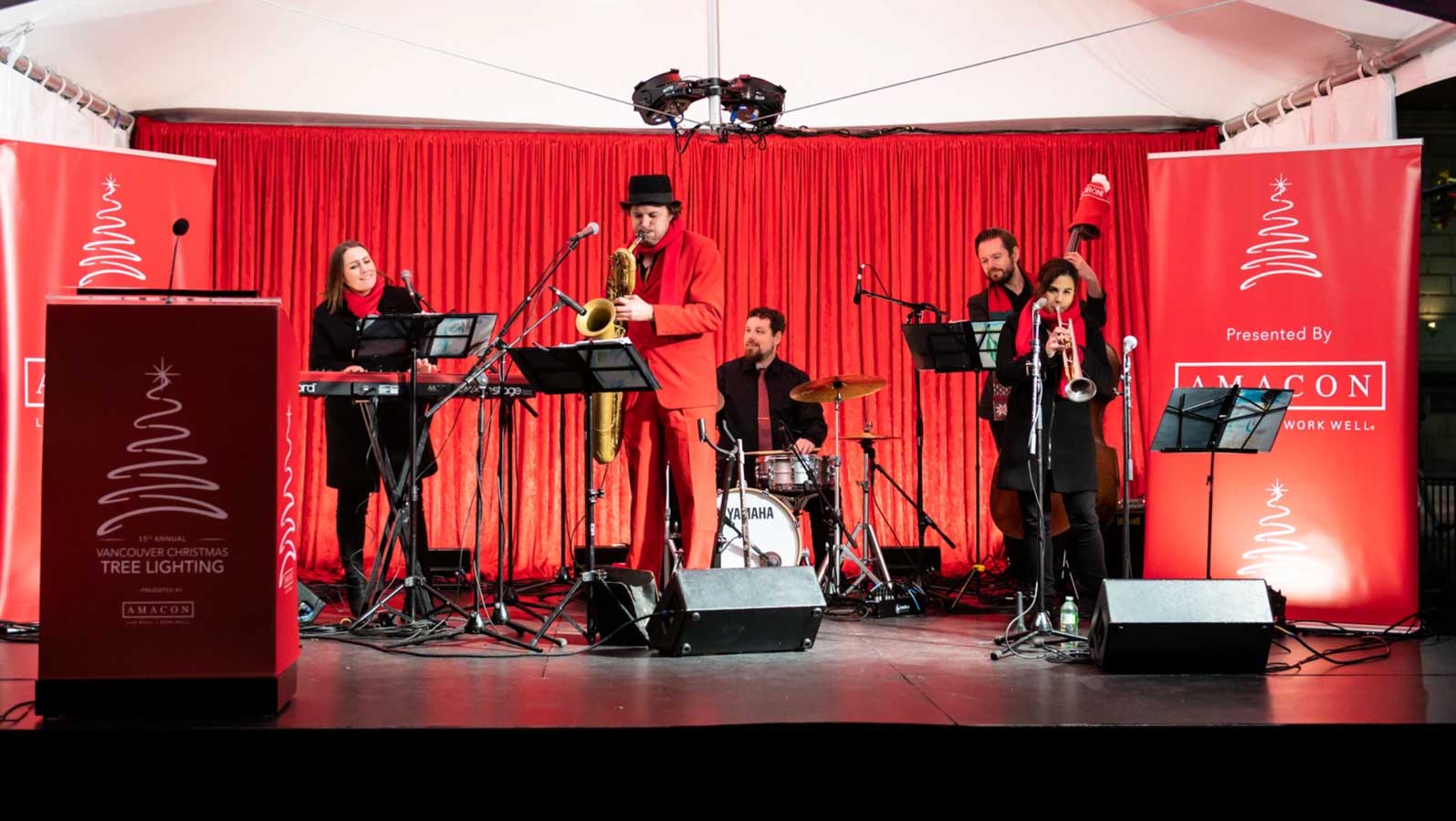 Vancouver Christmas Tree Lighting Celebration at Vancouver Art Gallery