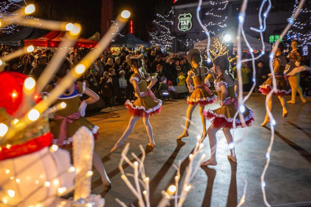 Spirit of the Season at the Shipyards - Vancouver Christmas