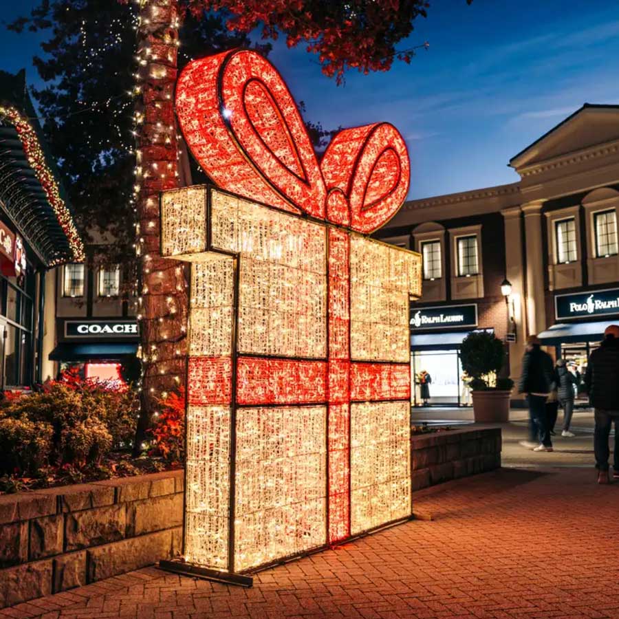 Switch On at McArthurGlen Vancouver 2025 in Richmond Near YVR Airport - Vancouver Christmas