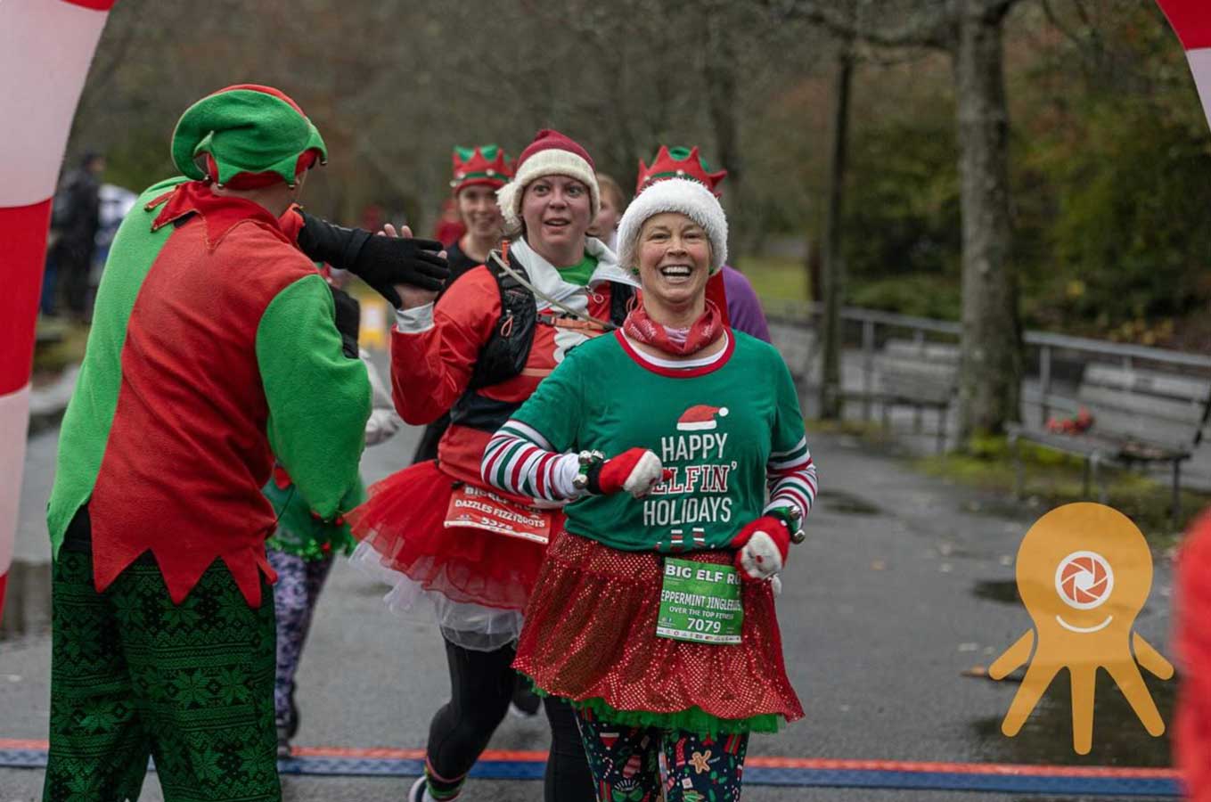Big Elf Run 2025 in Stanley Park, Vancouver - Vancouver Christmas