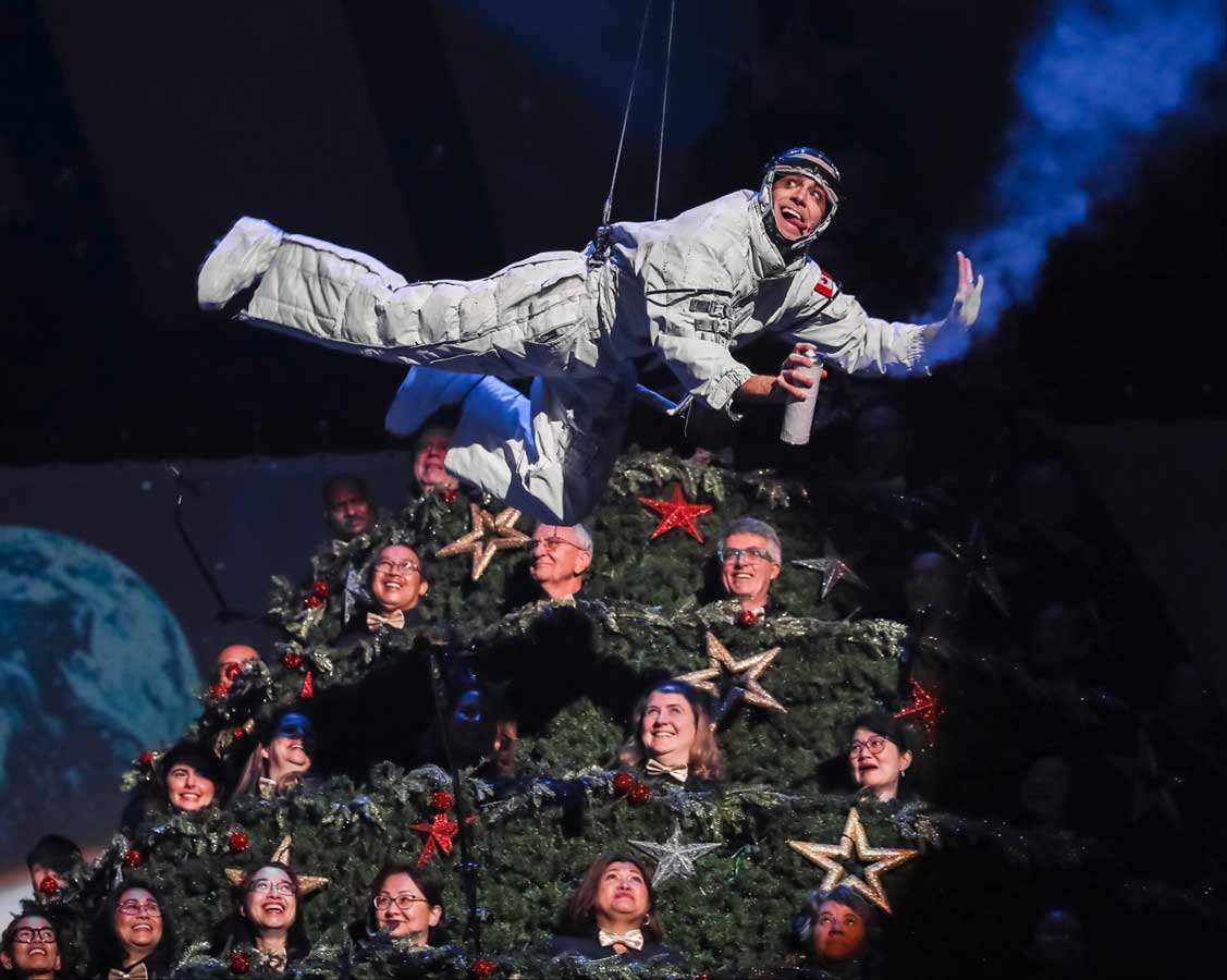 Singing Christmas Tree 2025 at Broadway Church in Vancouver - Vancouver Christmas